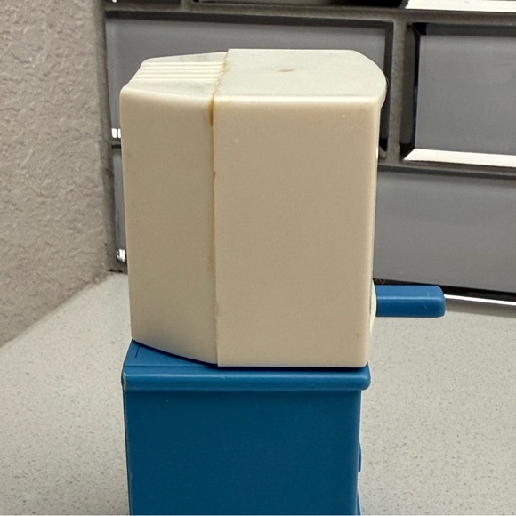 Vintage Fisher-Price Loving Family Dollhouse Blue TV Television - Picture 7 of 16